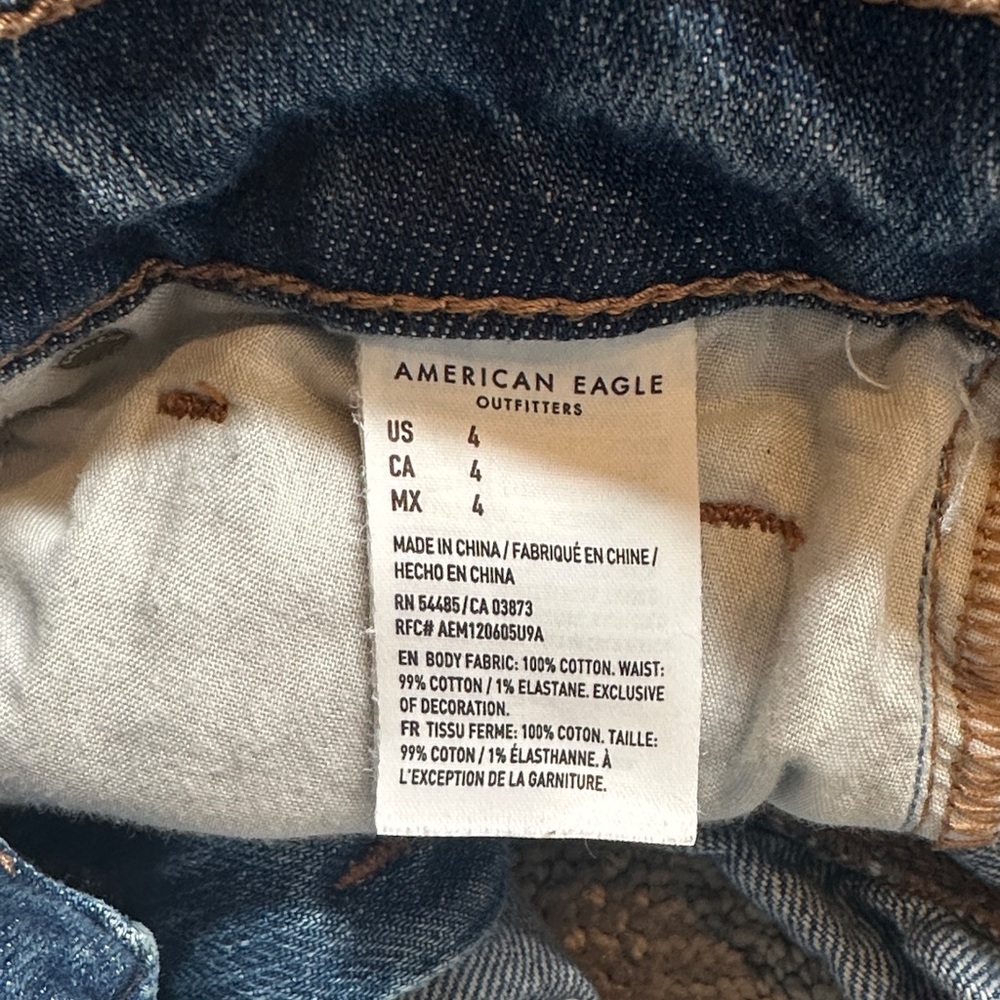 American Eagle Outfitters Blue Ripped Mom Shorts - Picture 5 of 5